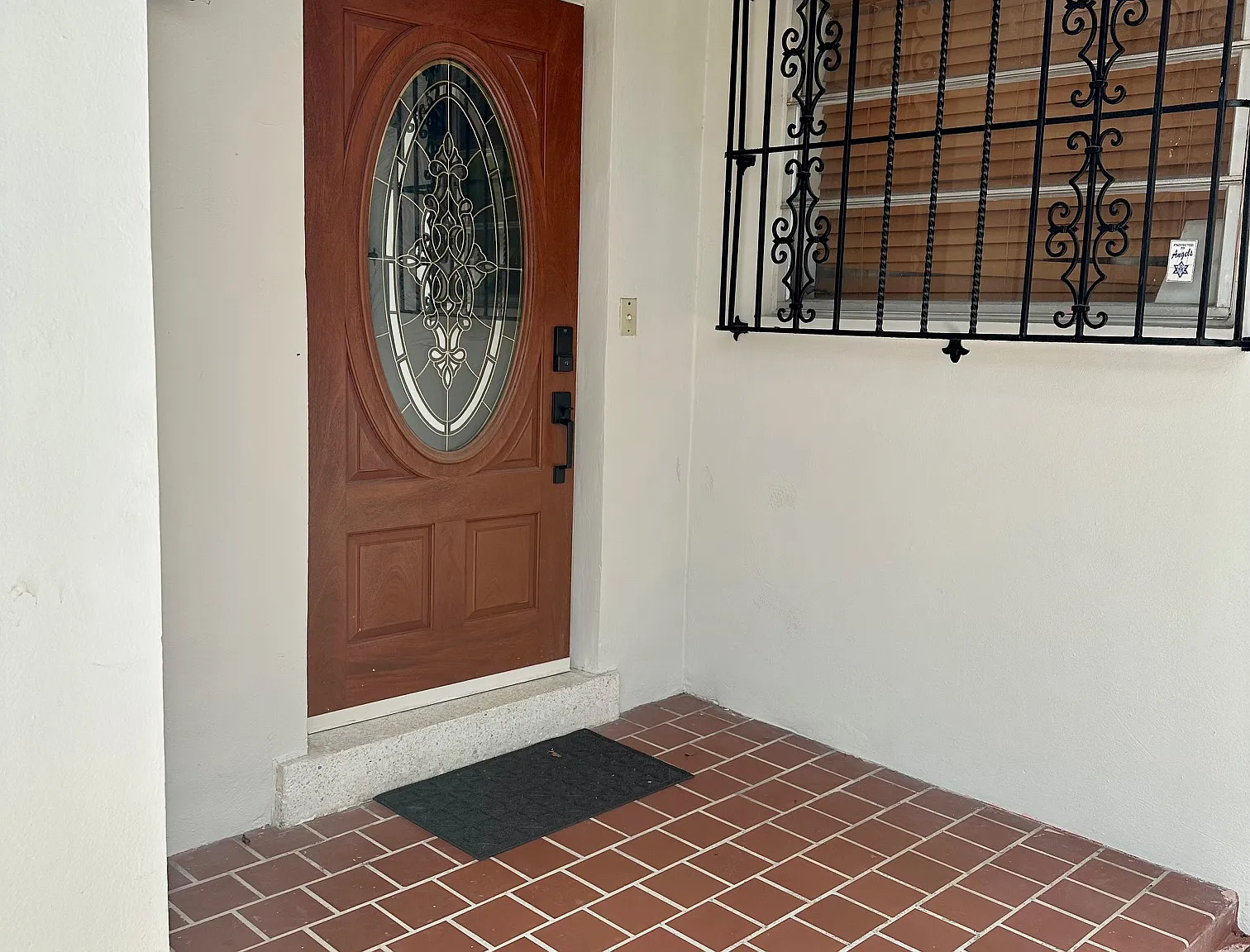 2 bed, 1226 sqft, $4,300 — Photo 3