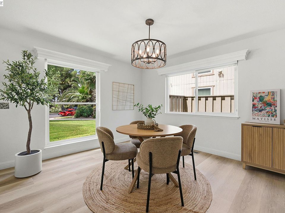 1st image of 1245 Marina Cir