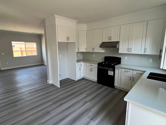 4th image of 3504 Maine Ave #A