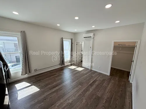104 E Main St #206 Photo 1