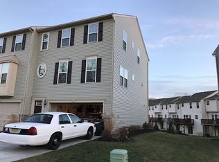 36 Wallace Rd, Mount Holly, NJ 08060