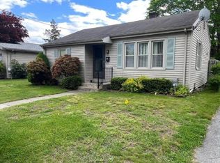 33 Morris St, Fall River, MA 02720