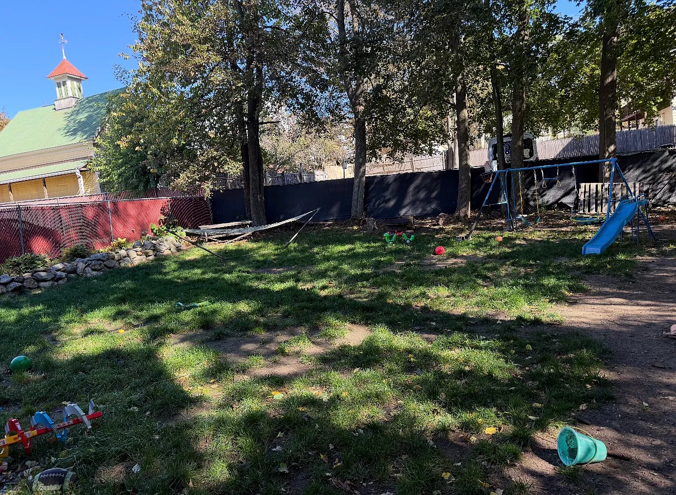 4 bed, 1.5 bath, 1900 sqft, $3,400 — Photo 1