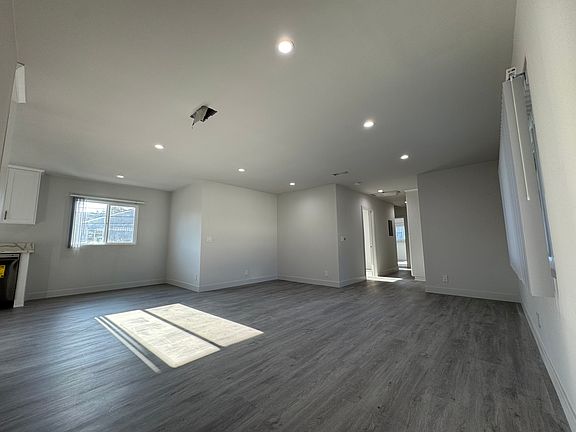 4th image of 1145 S Holt Ave #11B