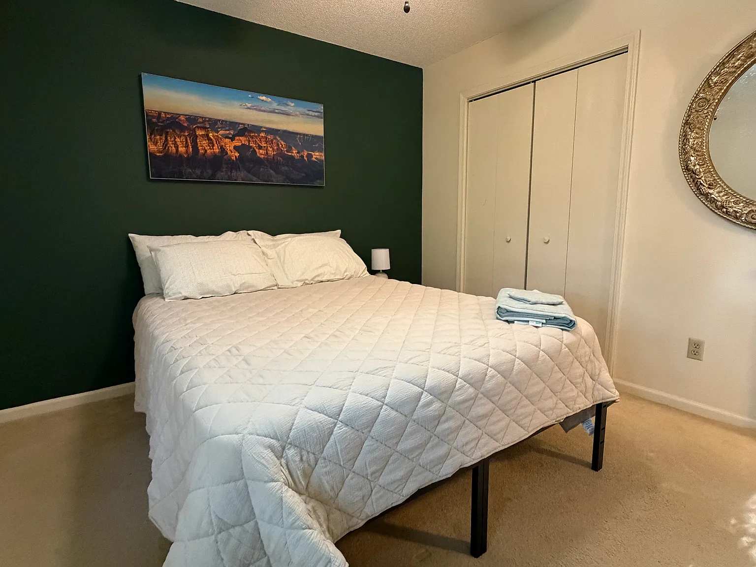 2 bed, 800 sqft, $1,800 — Photo 2