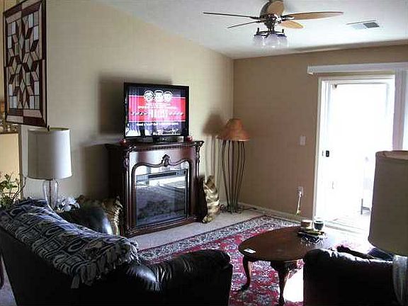 4th image of 231 Legends Creek Pl APT 208