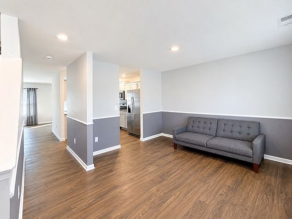 5th image of 568 Keller Ln