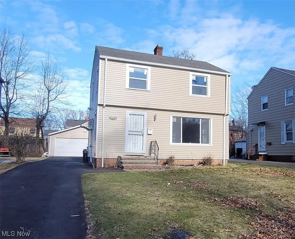 17315 Walden Ave photo 1