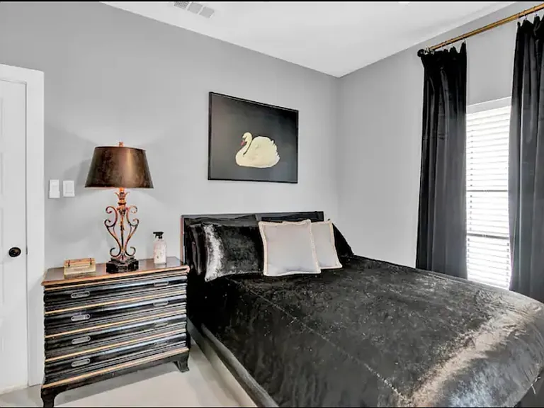 16340 Redbud Dr — Photo 29
