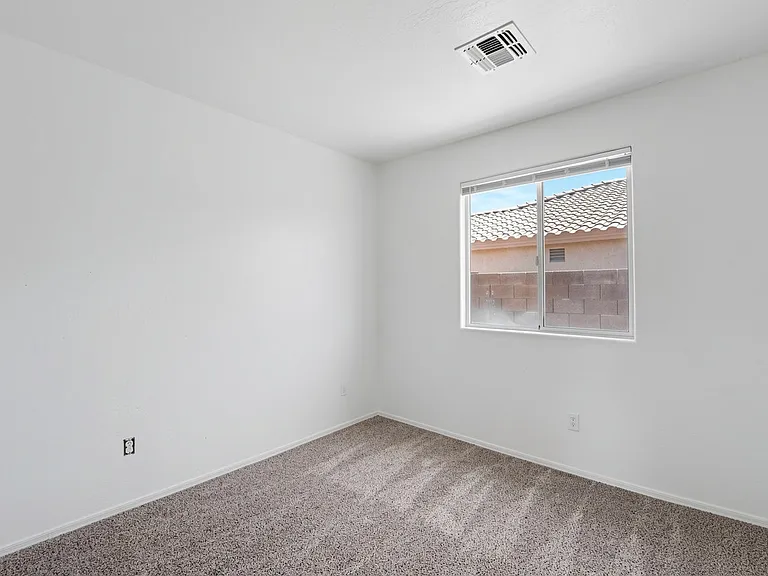 7552 W Nicolet Ave — Photo 29