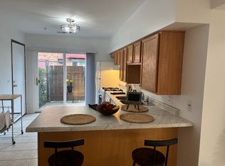 1336 W Main St #1, Saint Charles, IL 60174