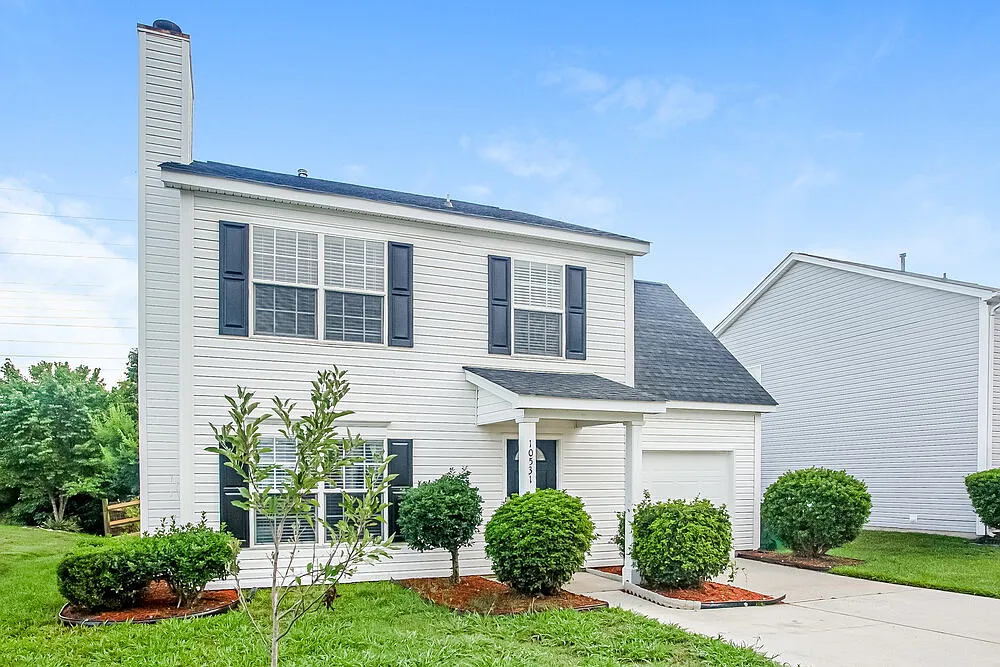 3 bed, 2.5 bath, 1600 sqft, $2,115 — Photo 4
