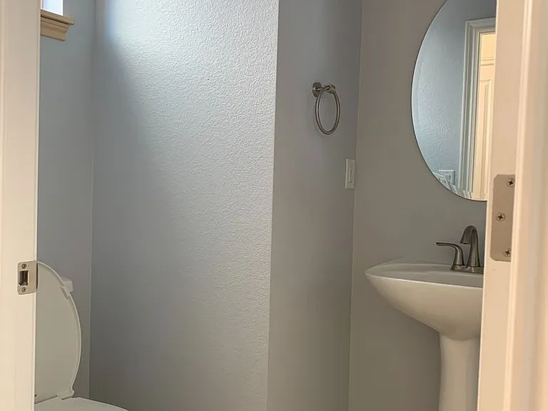 2380 Hecla Dr — Photo 16