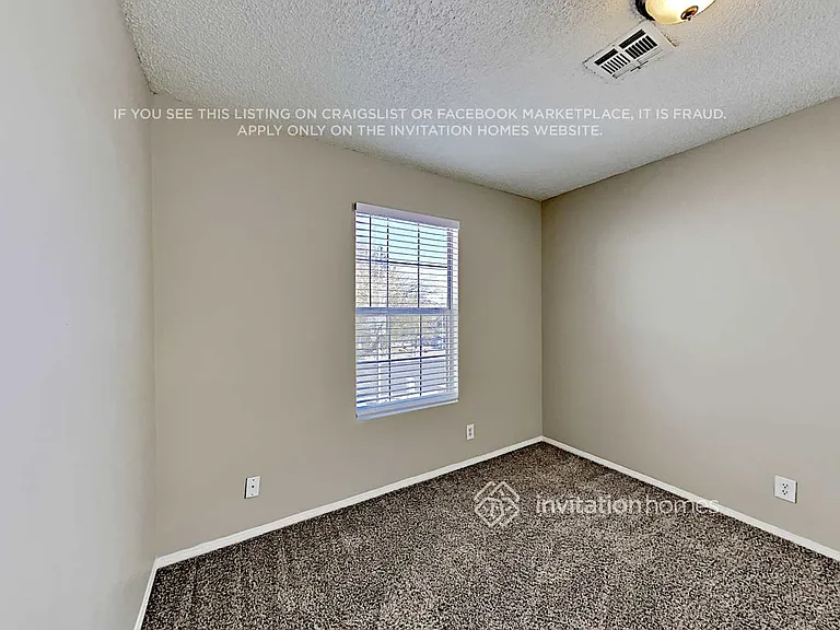1740 La Cruz Dr — Photo 17