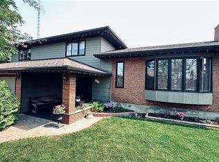 860 1st Ave E, Zenon Park, SK S0E1W0