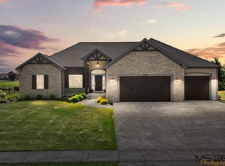 636 Independence Ave, Sycamore, IL 60178