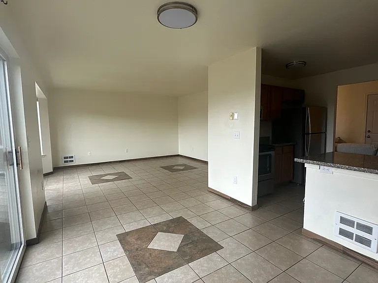 16124 Prairie Heights St SE — Photo 4