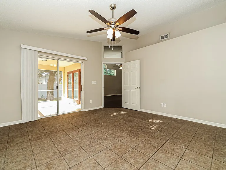 4022 Fontana Pl — Photo 10