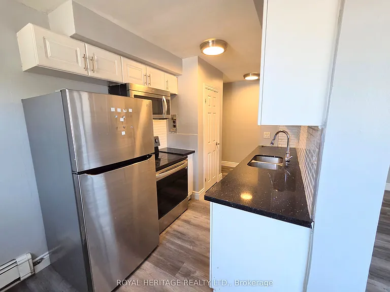 300 Montrave Ave #4 — Photo 7