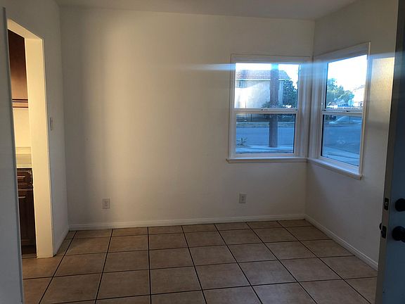 3rd image of 695 W Evans St
