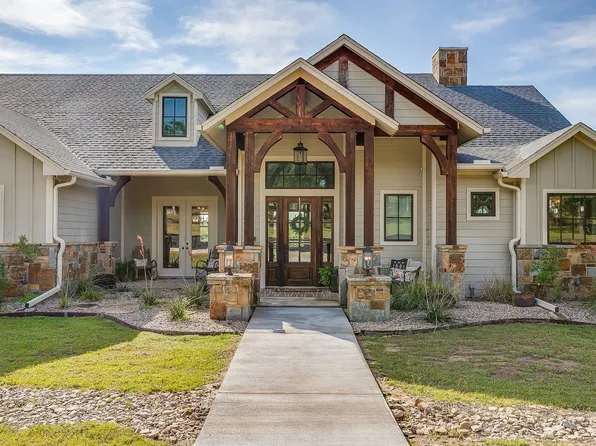 227 Rock Springs Rd, Weatherford, TX 76088