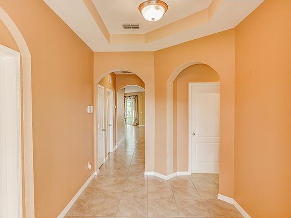 4th image of 3925 Parkhouse Dr
