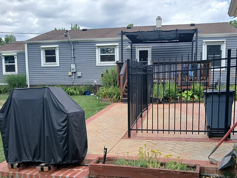 10157 Meadowfield Ln — Photo 4