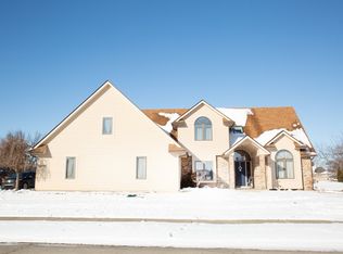 12035 Thornapple Cv, Fort Wayne, IN 46845