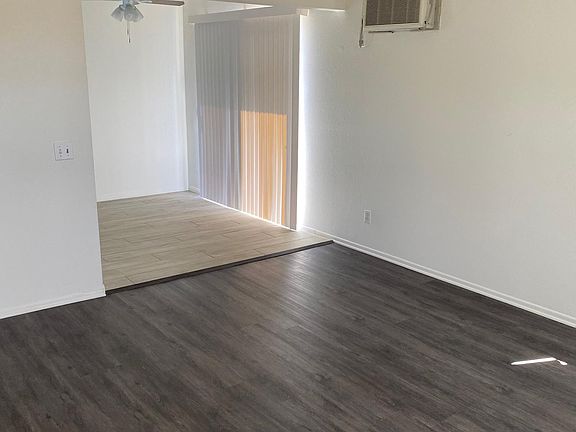 4th image of 14702 Plaza Dr APT D