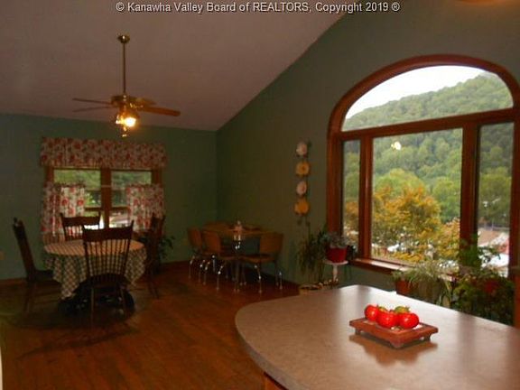 5th image of 4134 Hatfield Dr