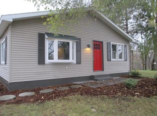 11240 SW Greenville Rd, Greenville, MI 48838