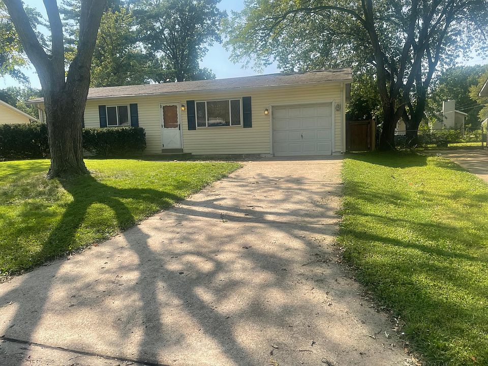 1st image of 1338 Cabrillo Dr