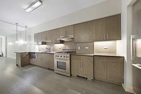 Rented by Compass | media 16