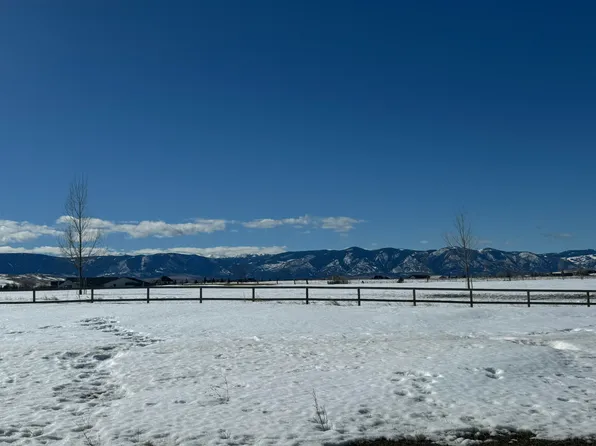 2312 Pheasant Draw Rd, Sheridan, WY 82801
