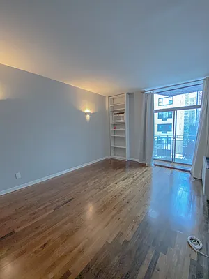 Rented by Mallory Management Corp | media 10