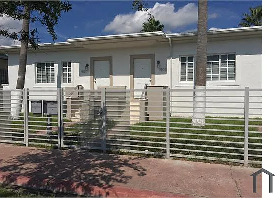 1901 Marseille Dr
