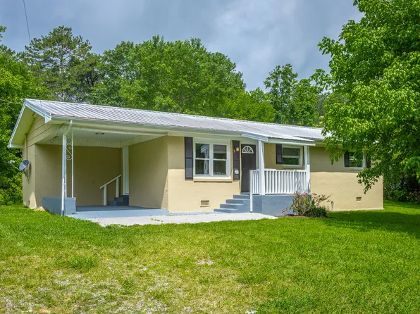 42 Hall Dr, La Fayette, GA 30728