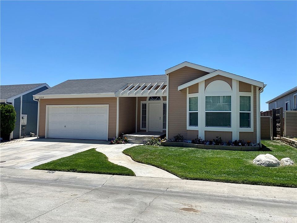 1st image of 20214 Summit View Dr