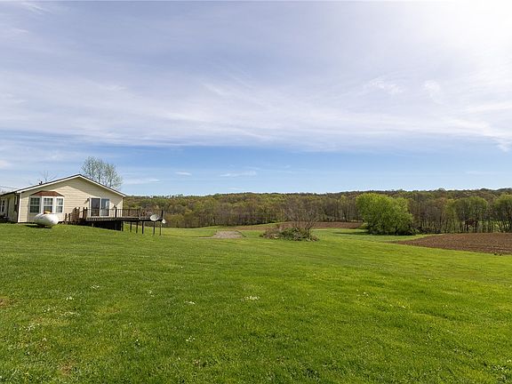 3rd image of 384 Old Sharon Rd