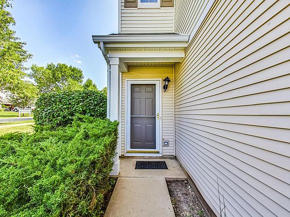 3rd image of 2098 Limestone Ln