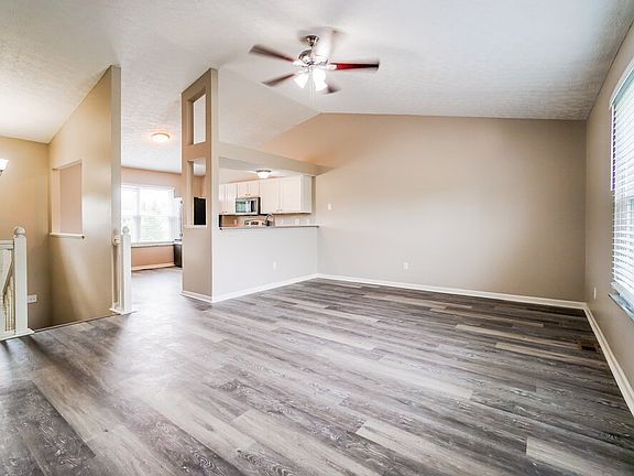 5th image of 4444 Harston Ave