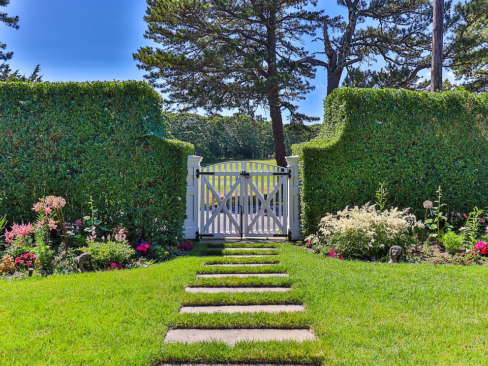 320 Parker Rd, Osterville, MA 02655 MLS 22200265 Zillow