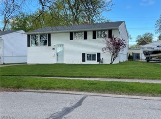 4017 W 176th St, Cleveland, OH 44111