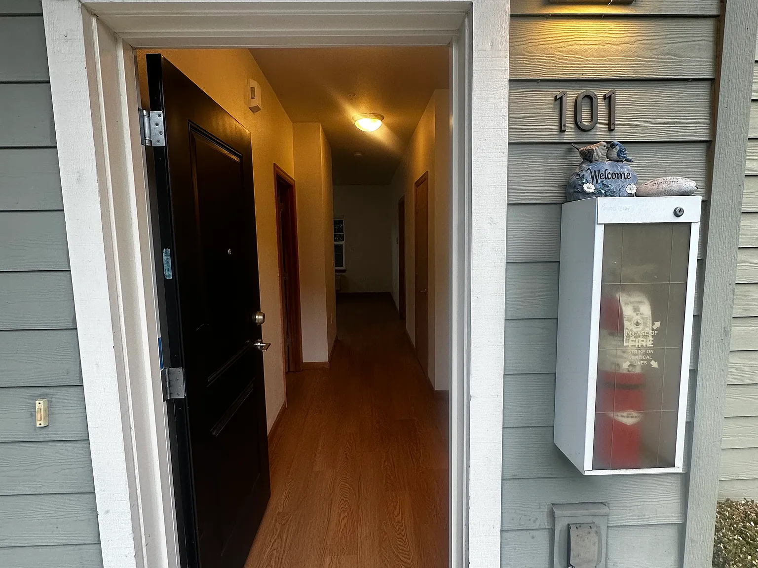 3745 SW Water Ave — Photo 3