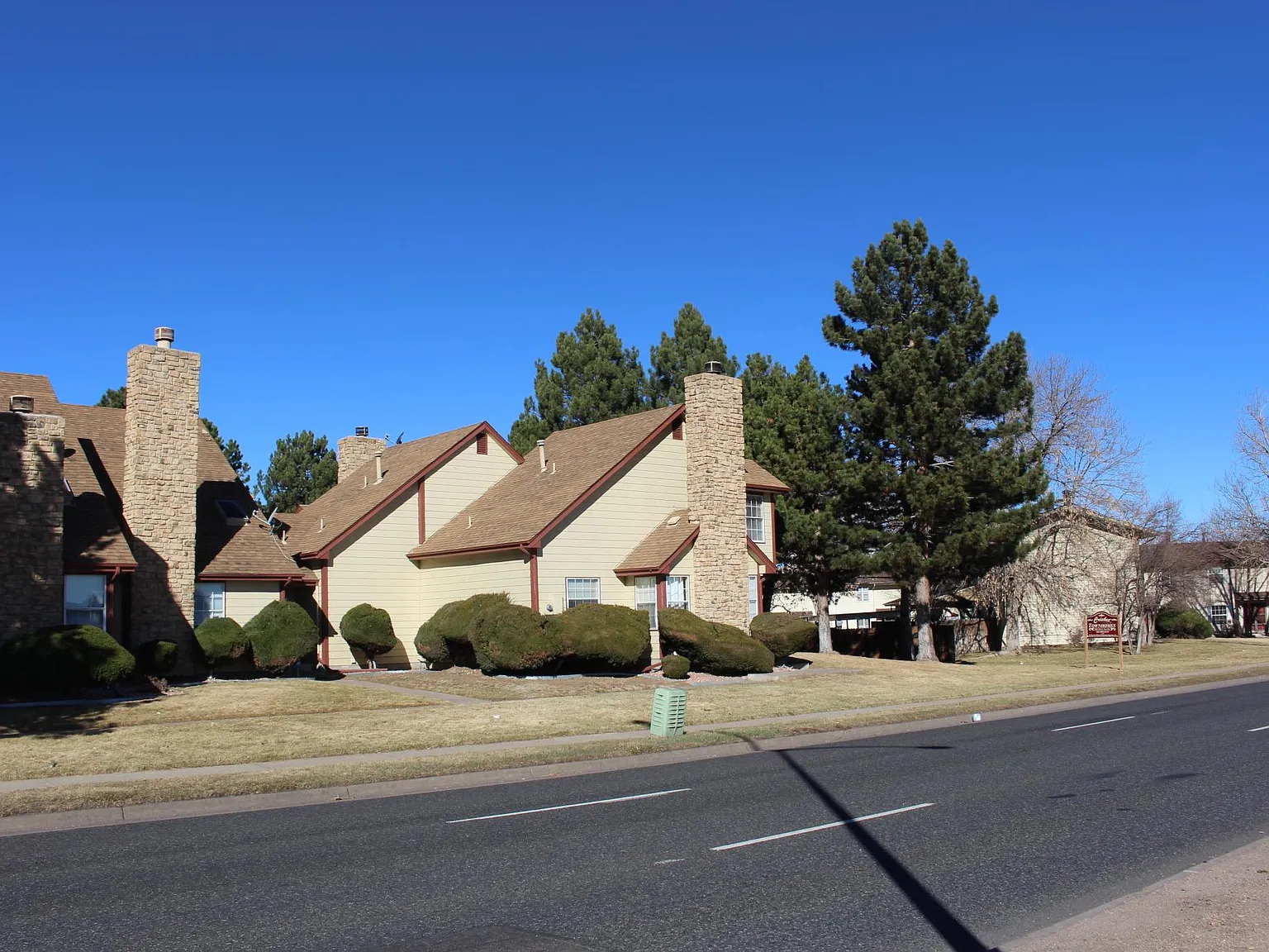 Cricket Townhomes — Photo 1