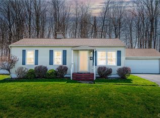 22 Cedarbrook Cres, Whitesboro, NY 13492