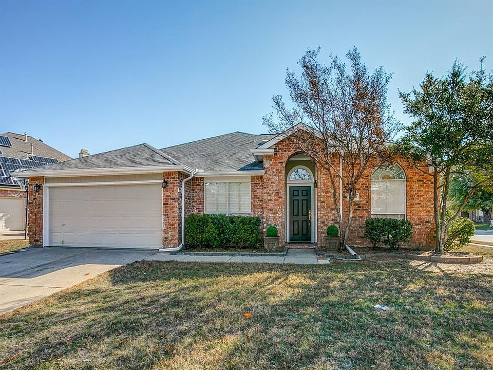 1st image of 3900 Larkspur Dr