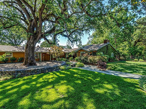 3rd image of 1109 Bale Lane
