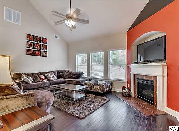 4th image of 6833 Abbey Trace Dr