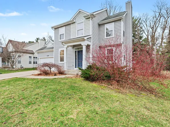 5343 Fieldstone Dr, Portage, MI 49024